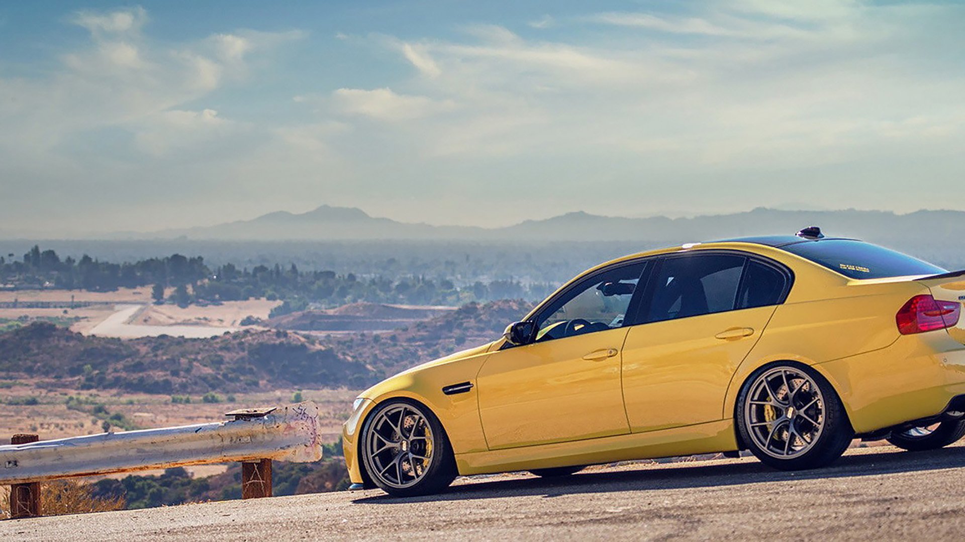 乐鱼电竞在线平台-东契奇强势突破独行侠主场再胜，东契奇36+9+11!独行侠拔刺