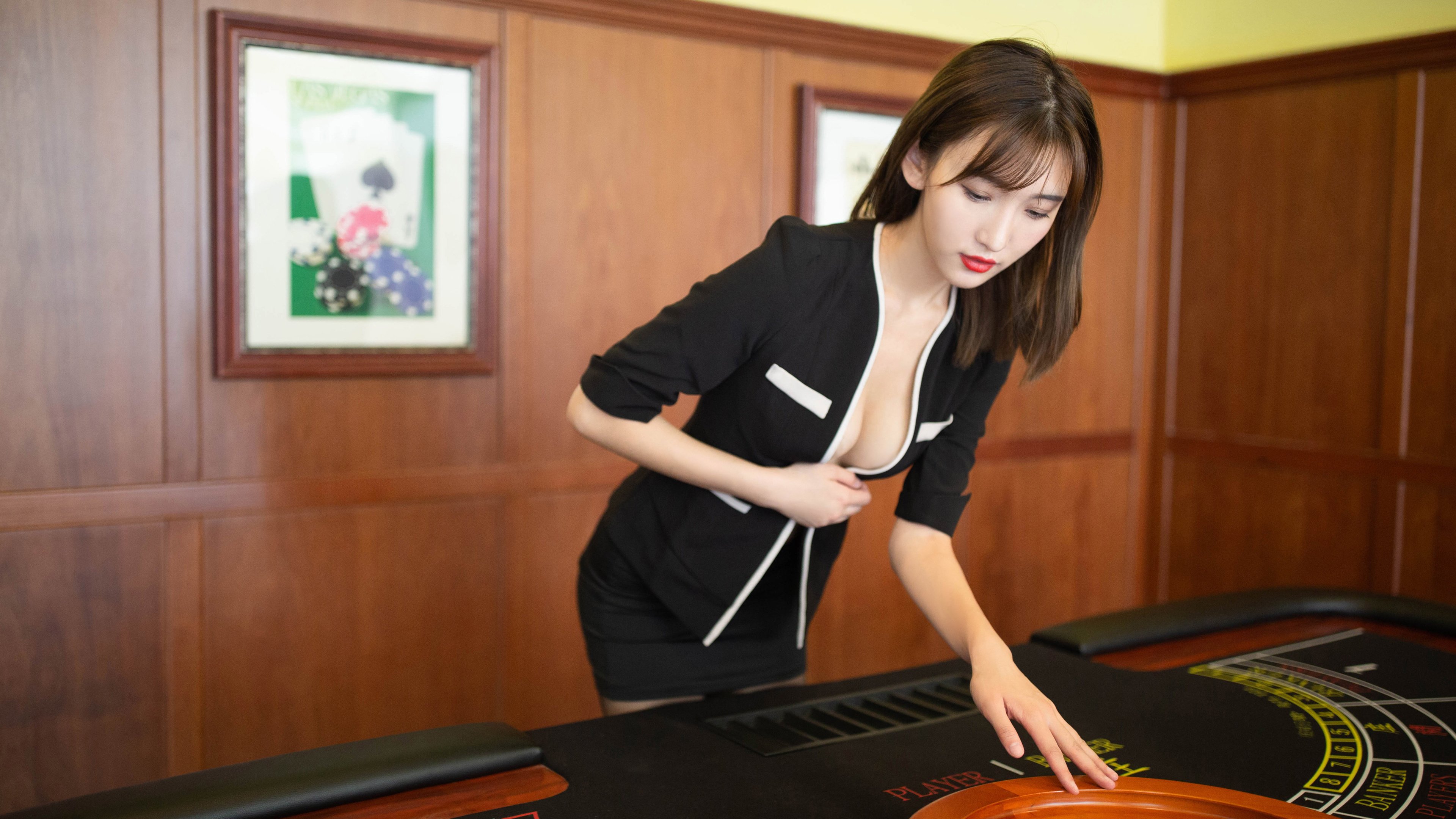 全民健身摄影作品展览走进体育馆大厅,体育运动摄影作品展